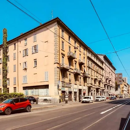 Διαμέρισμα House P&a Centro- Near Bocconi & Olympic Village *